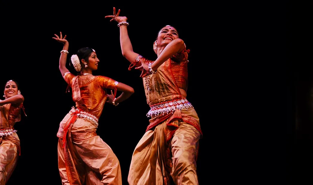 Pratimā: Reflection - Performance Photo